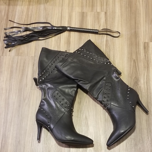 Black studded Boots/ Booties wide - Picture 1 of 5